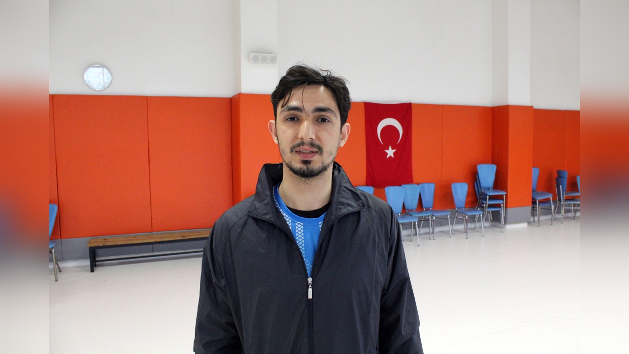 Kazada Görme Kaybına Uğrayan Asım, Sporla Yeniden Hayata Tutundu