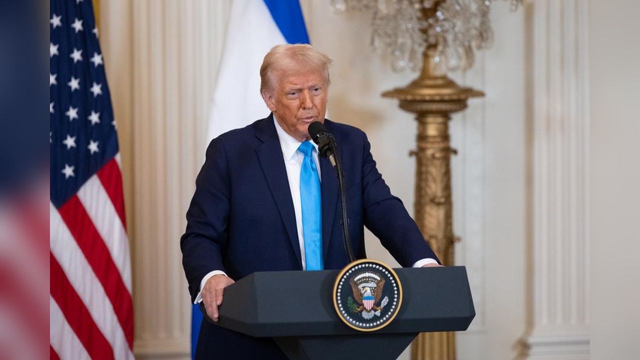 Trump'tan Powell'a Faiz Uyarısı: Ekonomik Yavaşlama Riski Artar