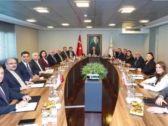 İYİ Parti Lideri Dervişoğlu A Takımını topladı