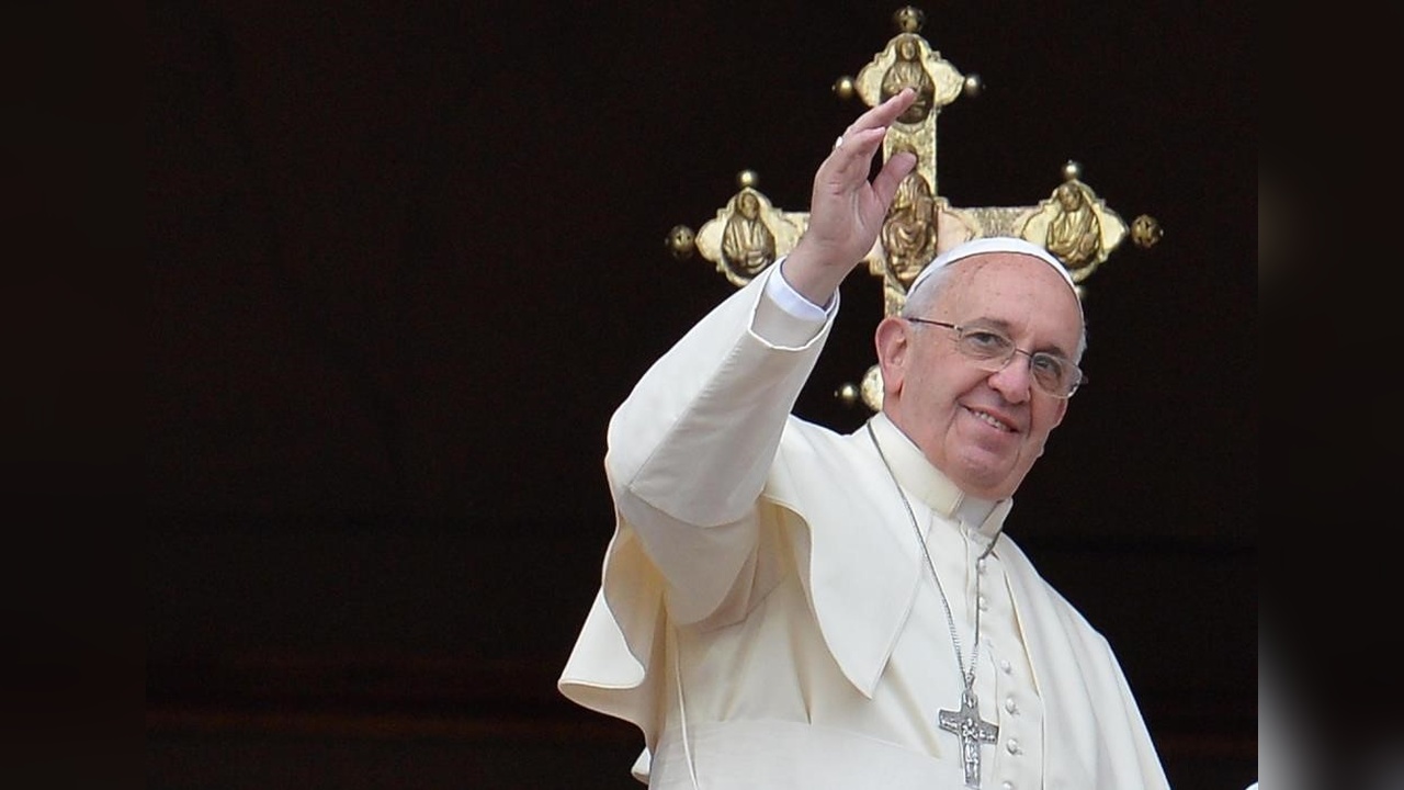 Papa Francis'in Ölüm Sebebi Felç ve Kalp Yetmezliği Olarak Belirlendi