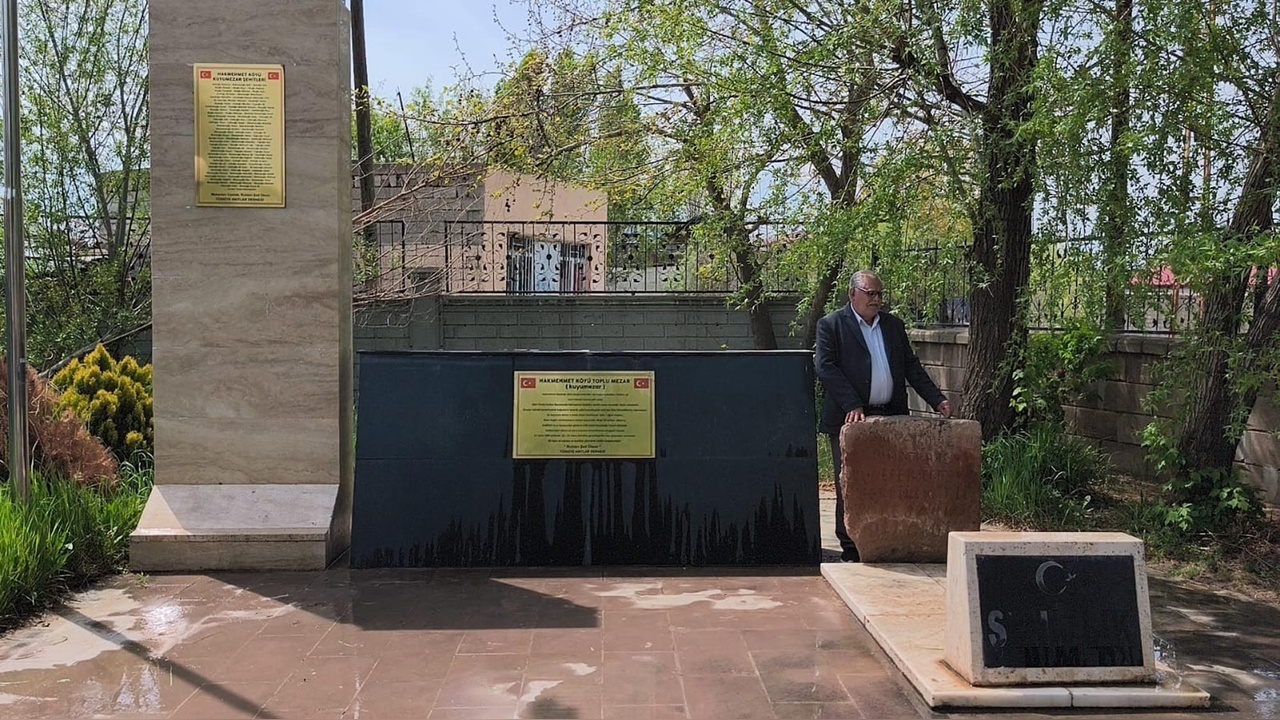 Hakmehmet Şehitliği'nde Soykırım Anıtı Açıldı
