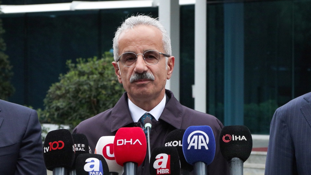 Bakan Uraloğlu: Dünkü Depremler Sese Dayanıklılığı Artırdı