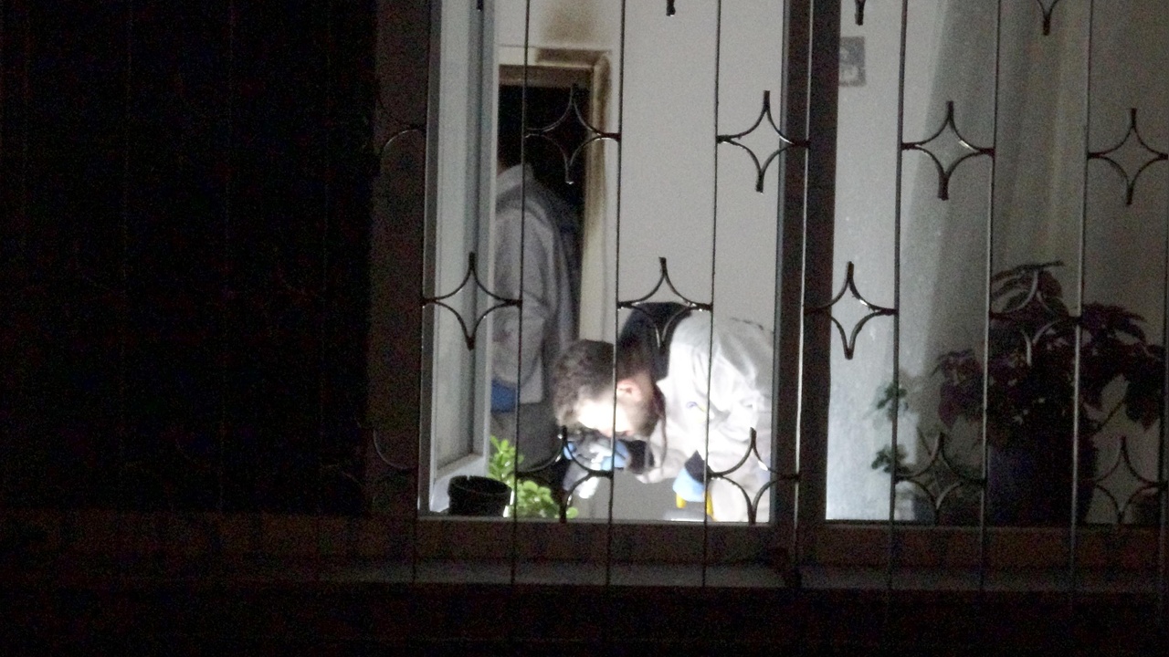 İzmir'de Boşanma Davası Sonrası Evi Ateşe Veren Kişi Tutuklandı