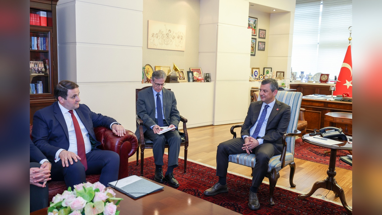 Özgür Özel, Almanya Bakanı Liminski ile Görüştü