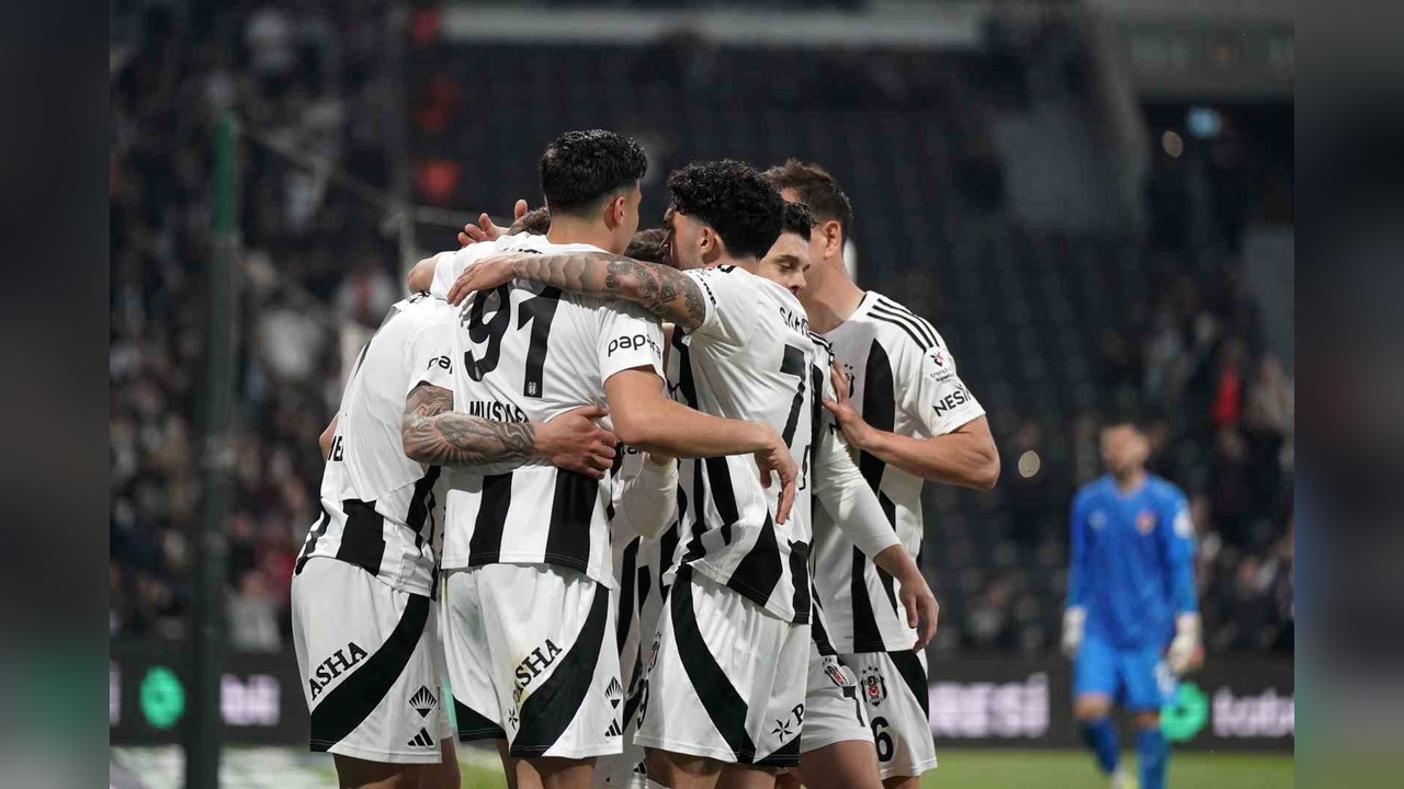Beşiktaş, Ligde Üç Maç Sonra Galibiyetle Tanıştı