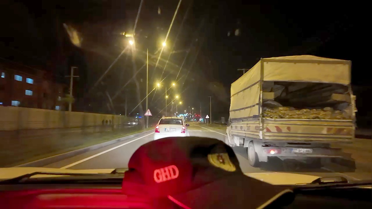 İzmir'de Patates Yüklü Kamyonette 4 Kaçak Göçmen Yakalandı