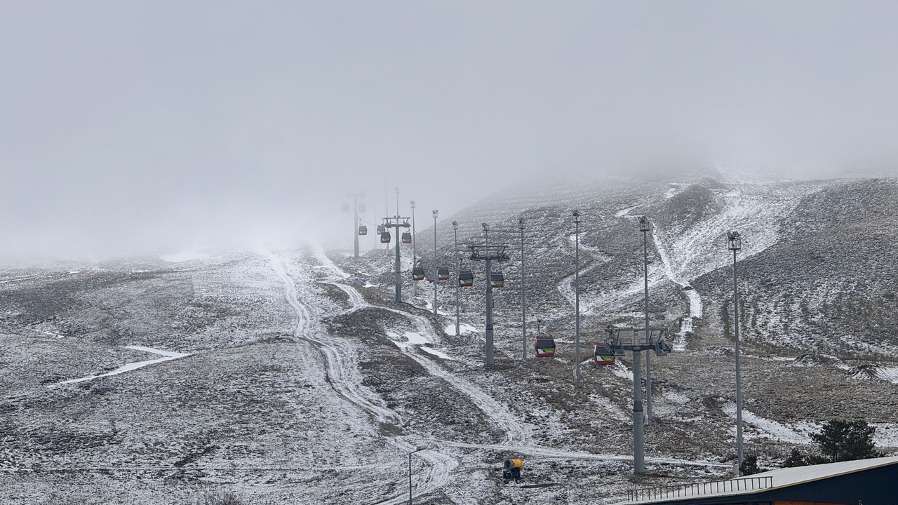 Erciyes Dağı'nda Nisan Ayında Kar Sevinci
