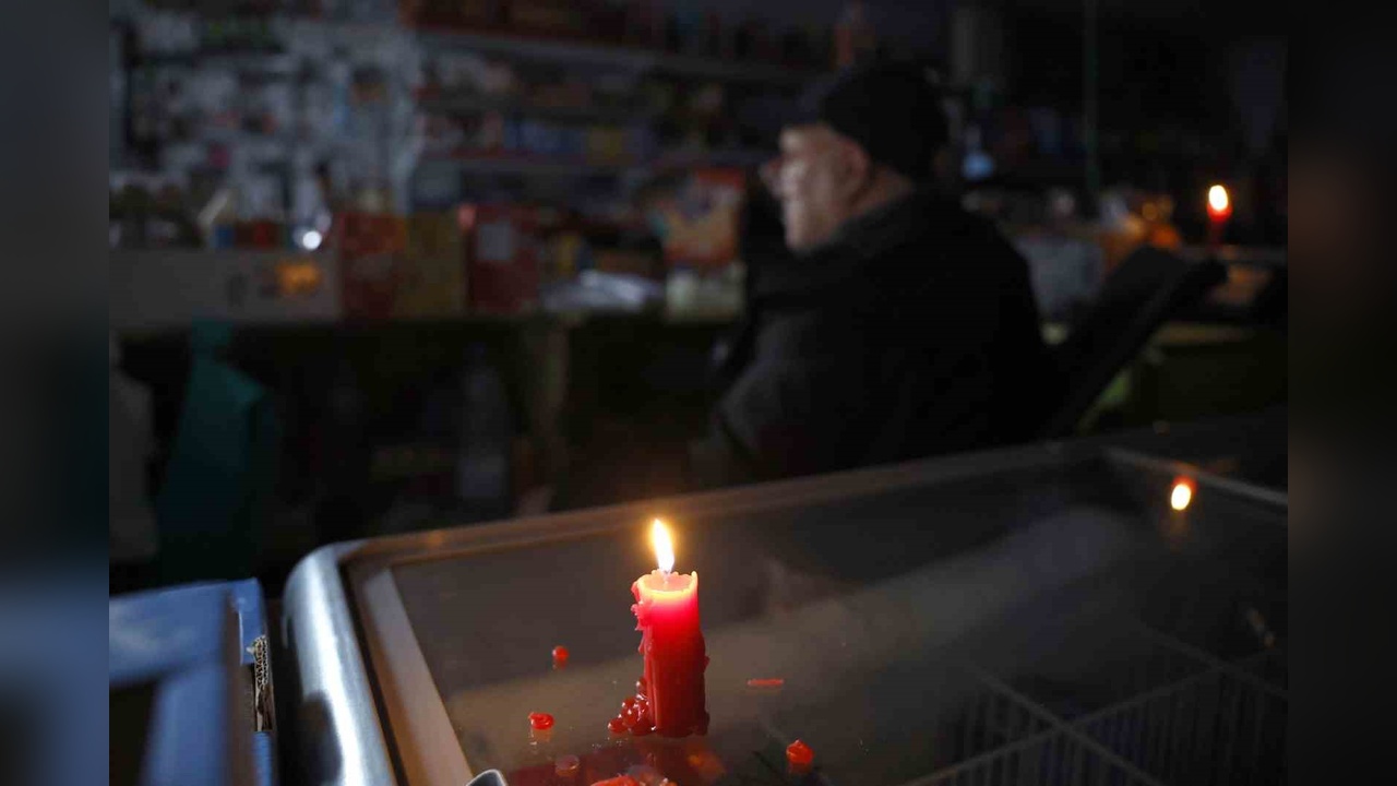 İspanya’da Elektrik Kesintisi Sonrası Olağanüstü Hal İlan Edildi