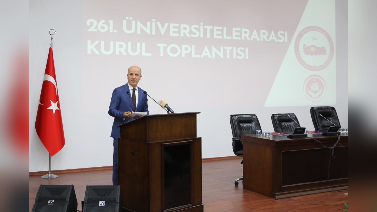 YÖK Başkanı Özvar: Sağlık ve Tarımda Dijitalleşme İçin Yeni Eğitim Programları Başlıyor