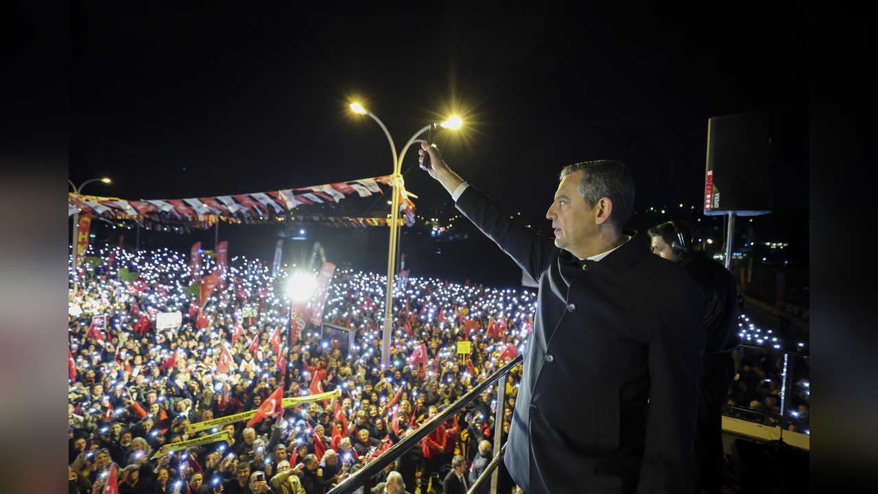 Özgür Özel Başakşehir'de Önemli Açıklamalarda Bulundu