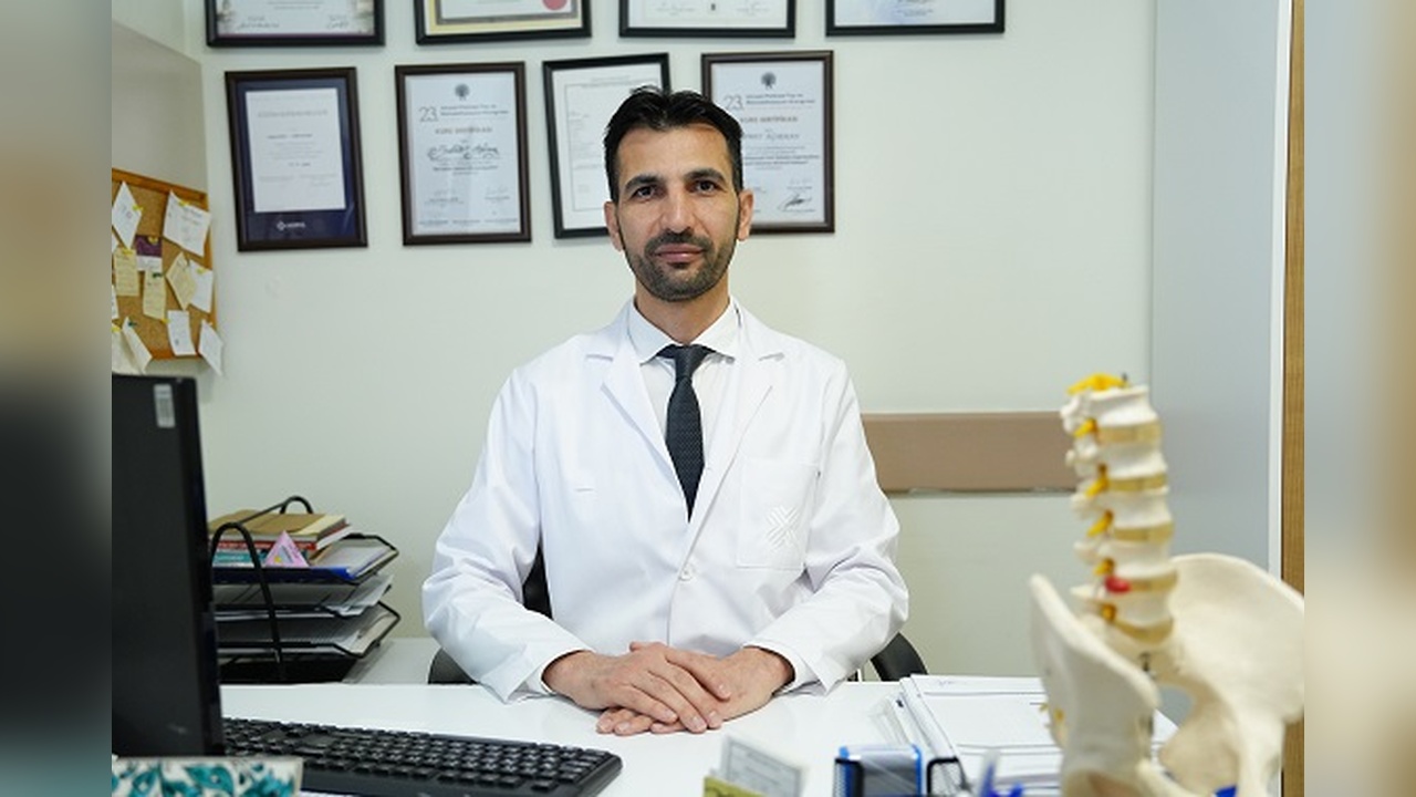 Ofis Çalışanları İçin Kısa Egzersizler Omurga Sağlığını Koruyor