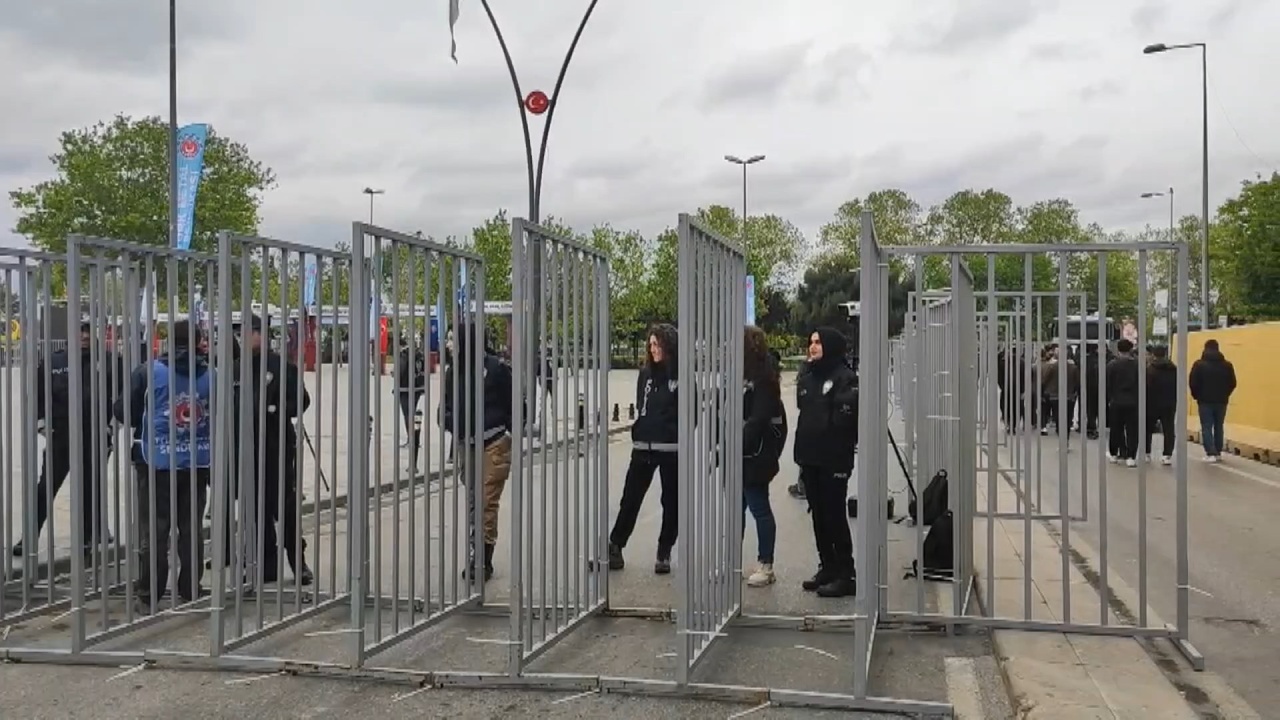 Türk-İş 1 Mayıs Emek ve Dayanışma Günü'nü Kartal Meydanı'nda Kutlayacak