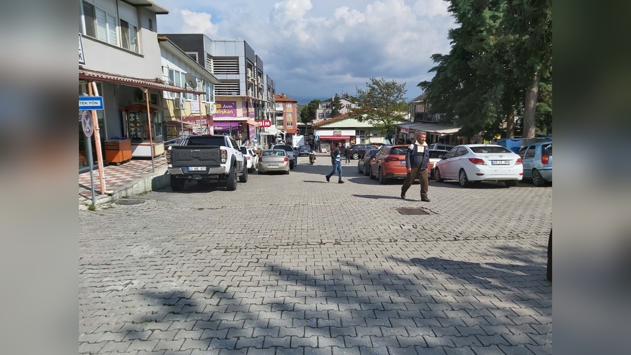 Kütahya'da 4.2 Şiddetinde Deprem Meydana Geldi