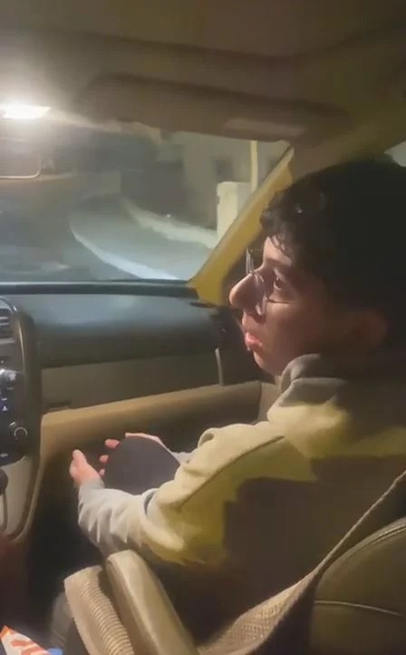 Otostop çeken üniversite öğrencileri hayatlarının sürprizini yaşadı! "Dayı" dediklerin bakın kim çıktı!