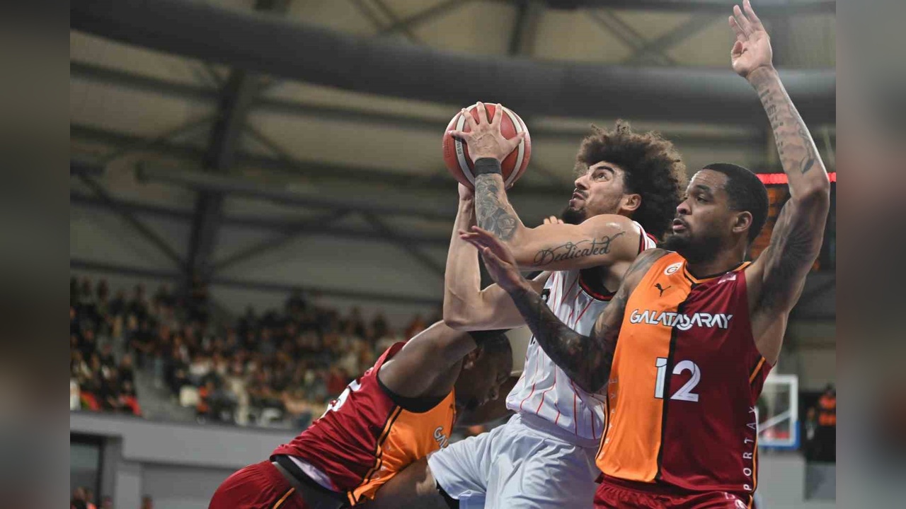 Manisa Basket, Galatasaray'ı 94-75 Mağlup Etti