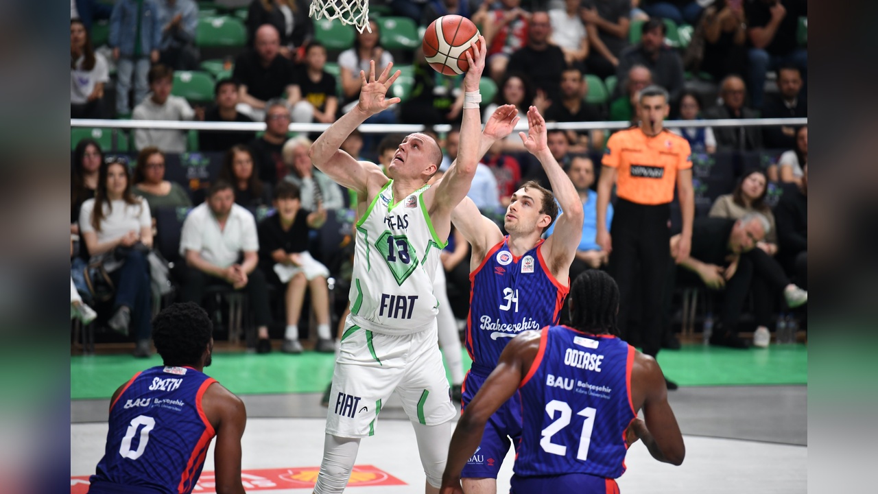Bahçeşehir Koleji, TOFAŞ Karşısında 86-75'lik Skorla Galip Geldi
