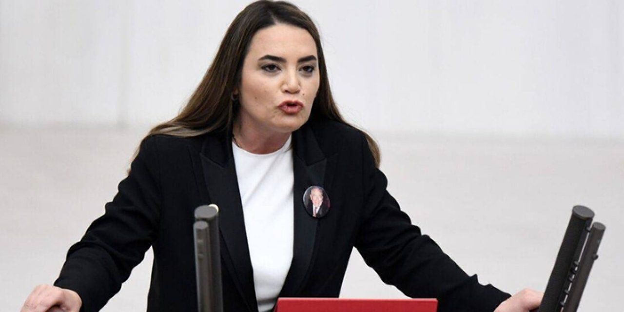 BAŞBUĞUMUZUN EMANETİ AYYÜCE TÜRKEŞ’E BAŞBUĞUMUZUN KABRİNDE ALÇAK SALDIRI!