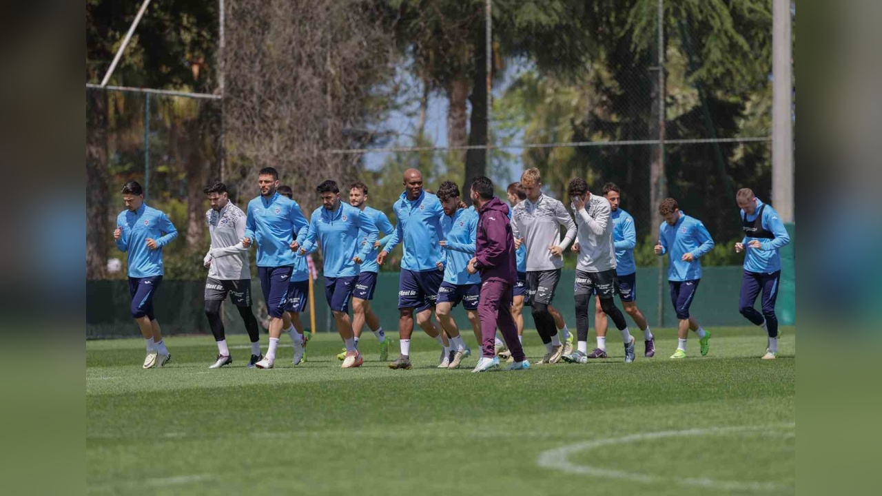 Trabzonspor’un Kamp Kadrosunda Uğurcan Çakır ve Savic Yer Almıyor