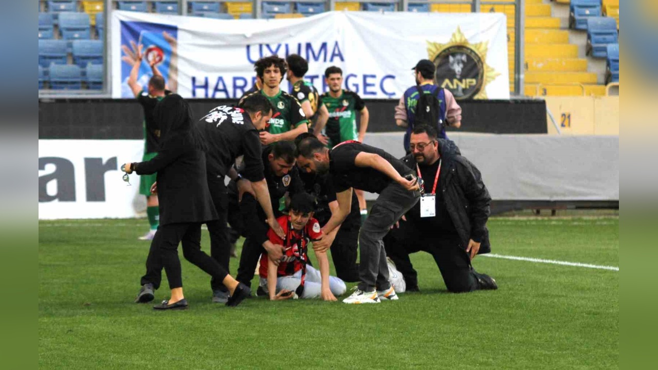 Gençlerbirliği Taraftarları Süper Lig Sevinci Yaşadı