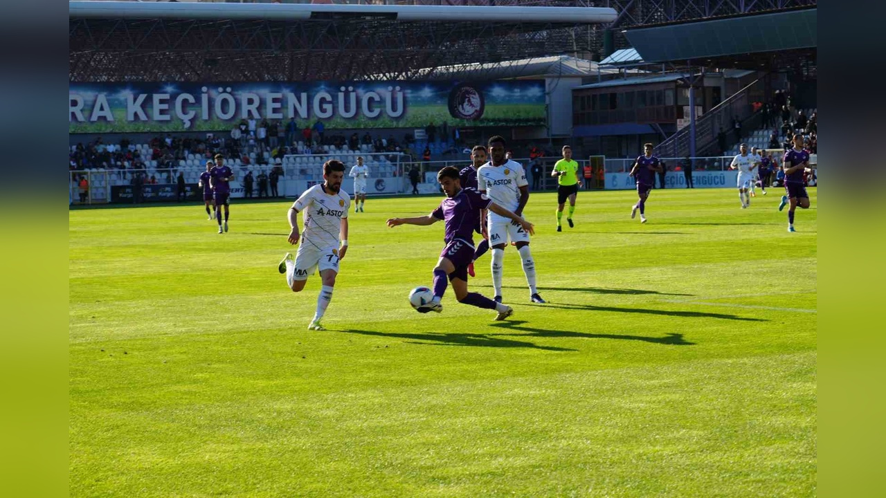 MKE Ankaragücü, Ankara Keçiörengücü'nü 3-2 Mağlup Etti