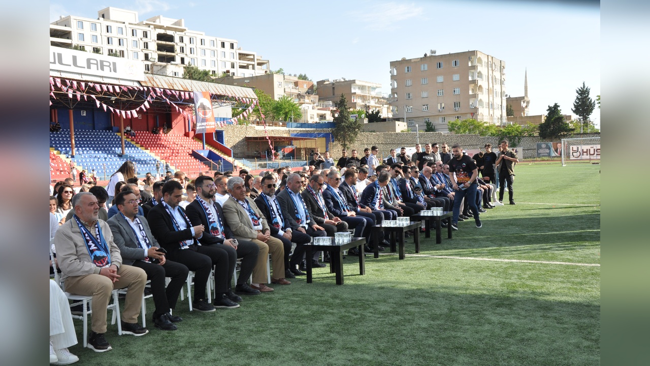 Mardin 1969 Spor Tarihinde İlk Kez Şampiyonluk Kupasını Kaldırdı
