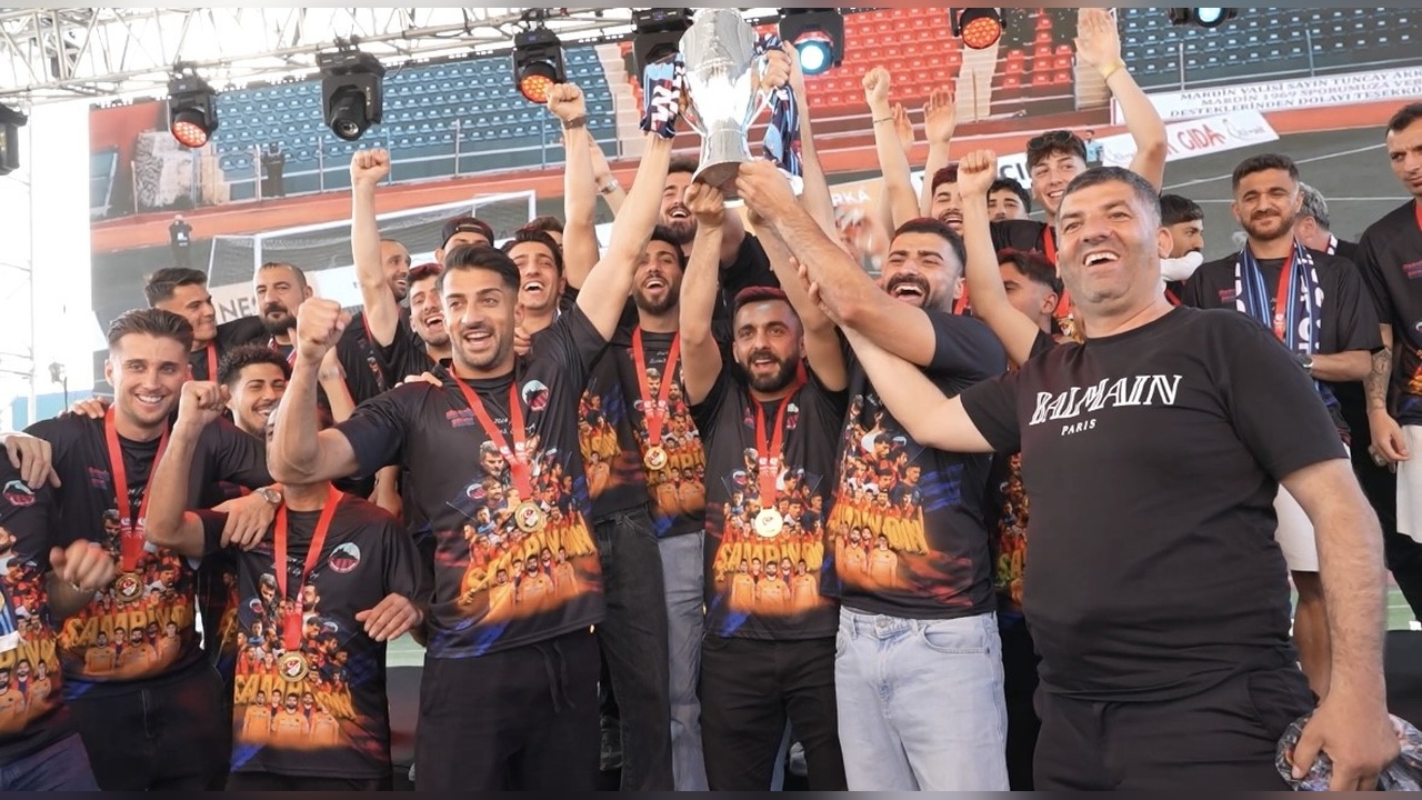 Mardin 1969 Spor TFF 2. Lig Şampiyonluğunu Kutladı