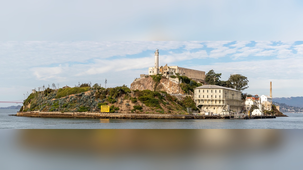 Trump, Alcatraz Hapishanesinin Yeniden Açılması İçin Talimat Verdi