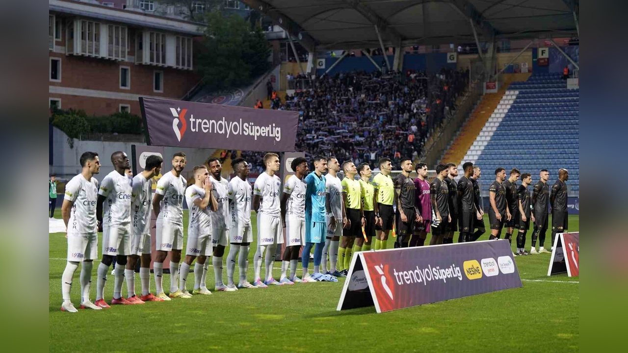 Trendyol Süper Lig'de Kasımpaşa, Trabzonspor Karşısında Öne Geçti