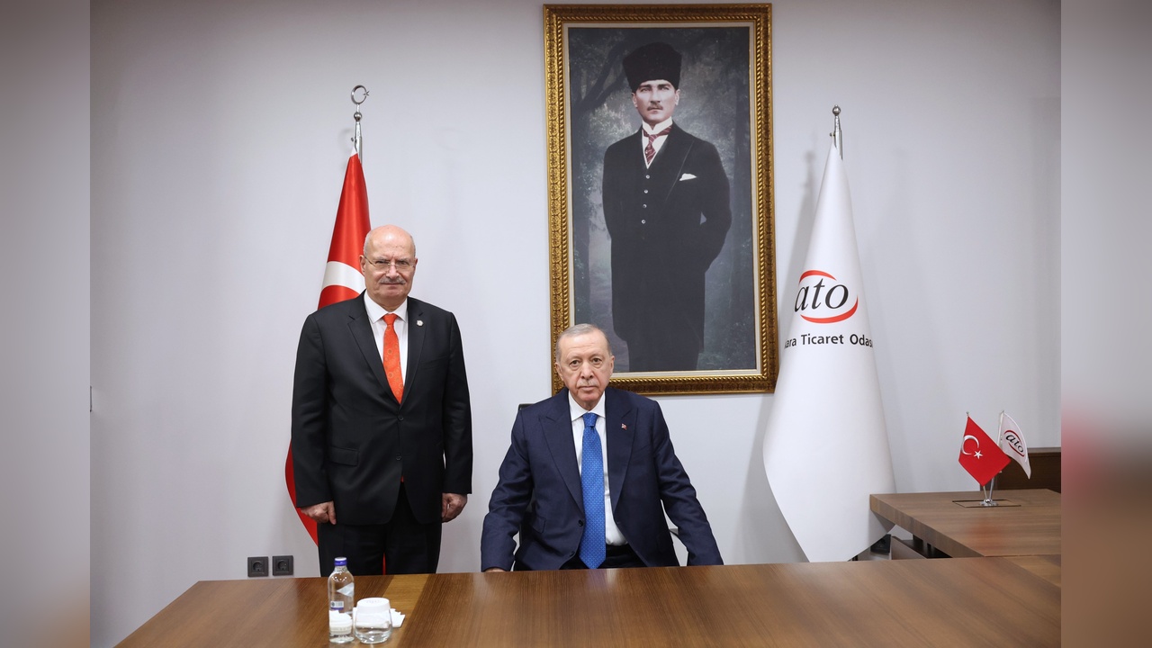 Cumhurbaşkanı Erdoğan, Ankara Ticaret Odası’nda Üyelerle Bir Araya Geldi