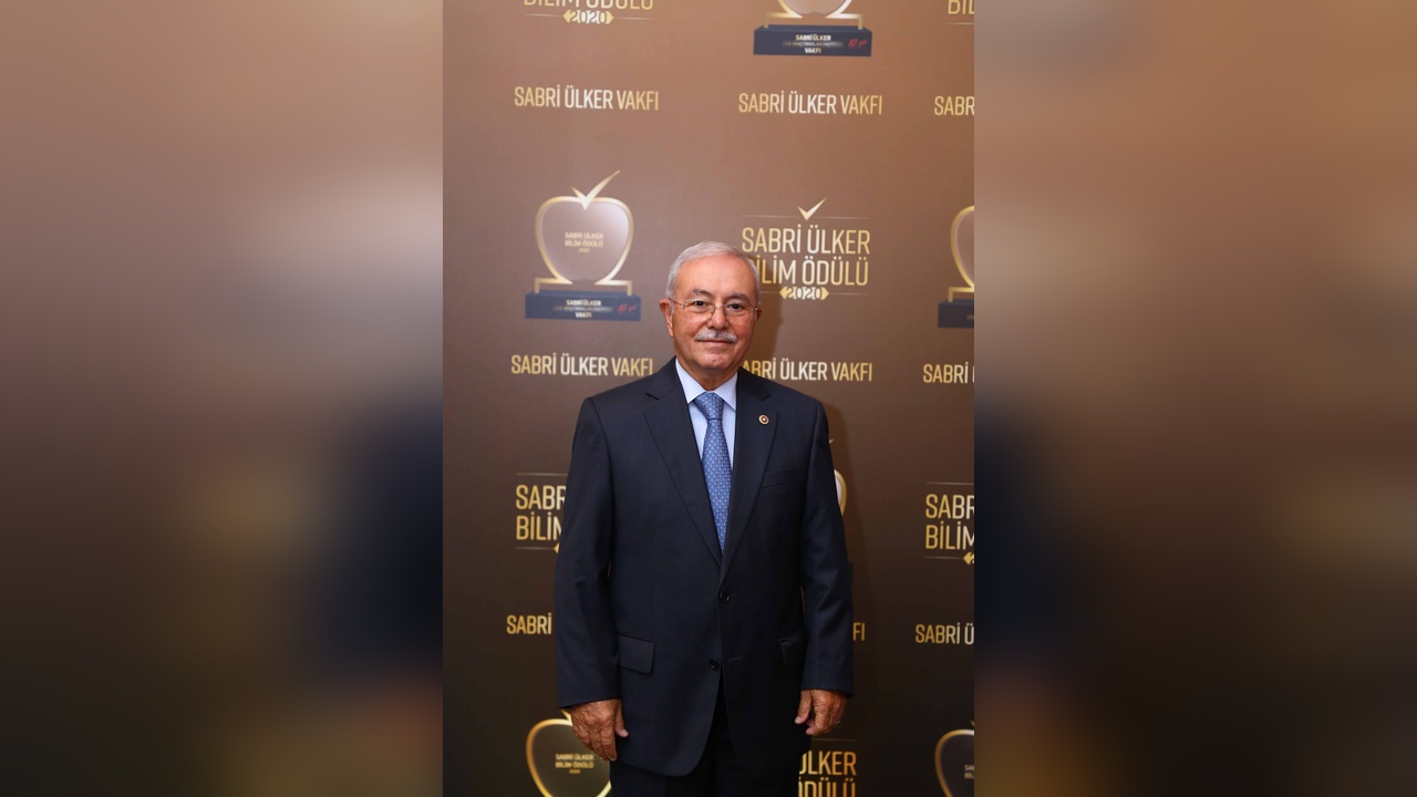 Sabri Ülker Vakfı eczacılar için beslenme ve beslenme iletişimi programını başlattı
