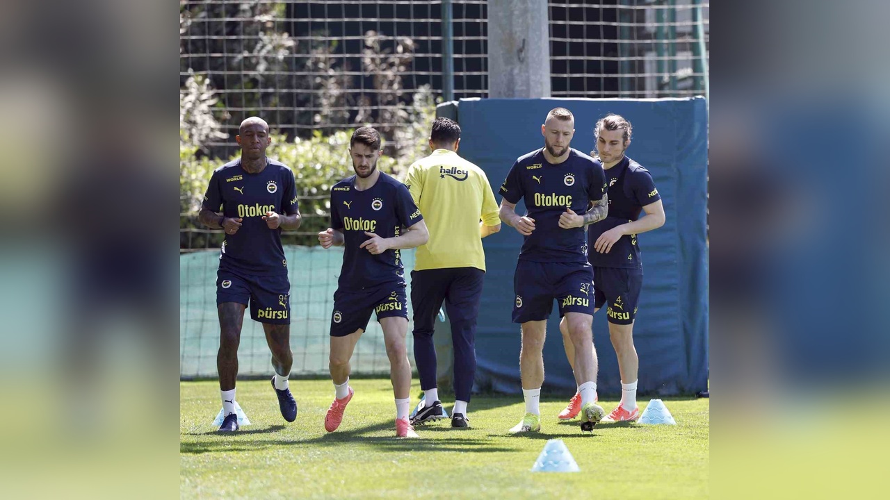 Fenerbahçe'de Başakşehir maçı hazırlıkları başladı