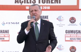“Neymiş, dövizmiş, neymiş kurmuş, geçin o işi geçin”