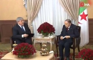 Buteflika uzun zaman sonra ilk kez televizyona çıktı