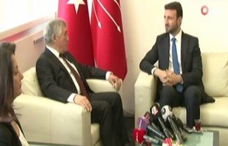 Partiler bu bayram da geleneği bozmadı, birbirleriyle bayramlaştı.