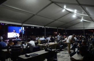Yıldırım ve İmamoğlu ortak yayınına basın mensuplarından yoğun ilgi
