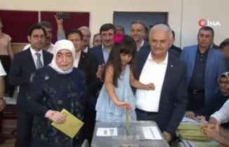 Binali Yıldırım oyunu kullandı
