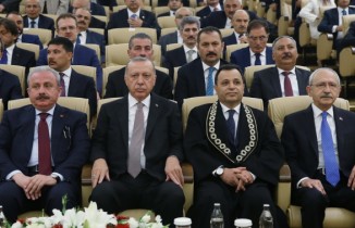 Cumhurbaşkanı Erdoğan AYM’de yemin törenine katıldı