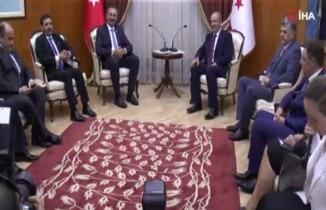 Adalet Bakanı Gül, Başbakan Tatar ile görüştü