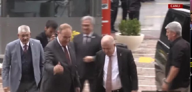 Ümit Özdağ CHP Genel Merkezi’nde