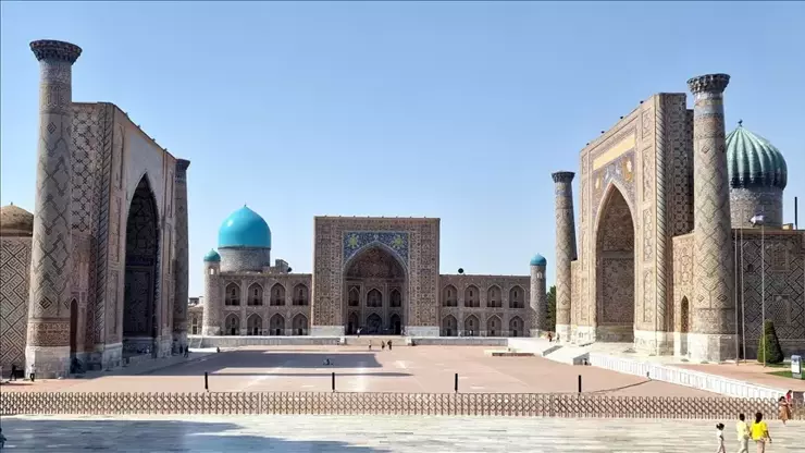 Bağımsızlığının 33. yılında Özbekistan
