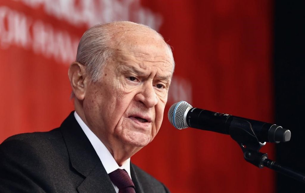 Her yanlış hamle bölücülüğe hizmet eder