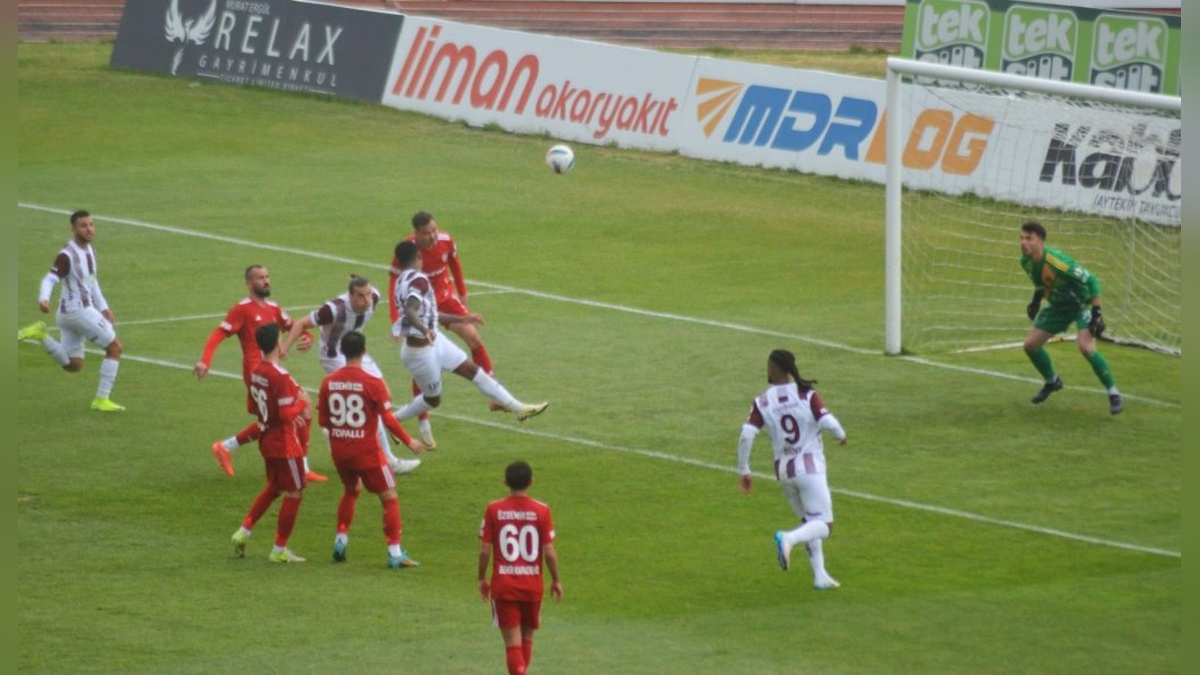 Bandırmaspor, Pendikspor'u 2-1 Yenerek Sezonu Tamamladı