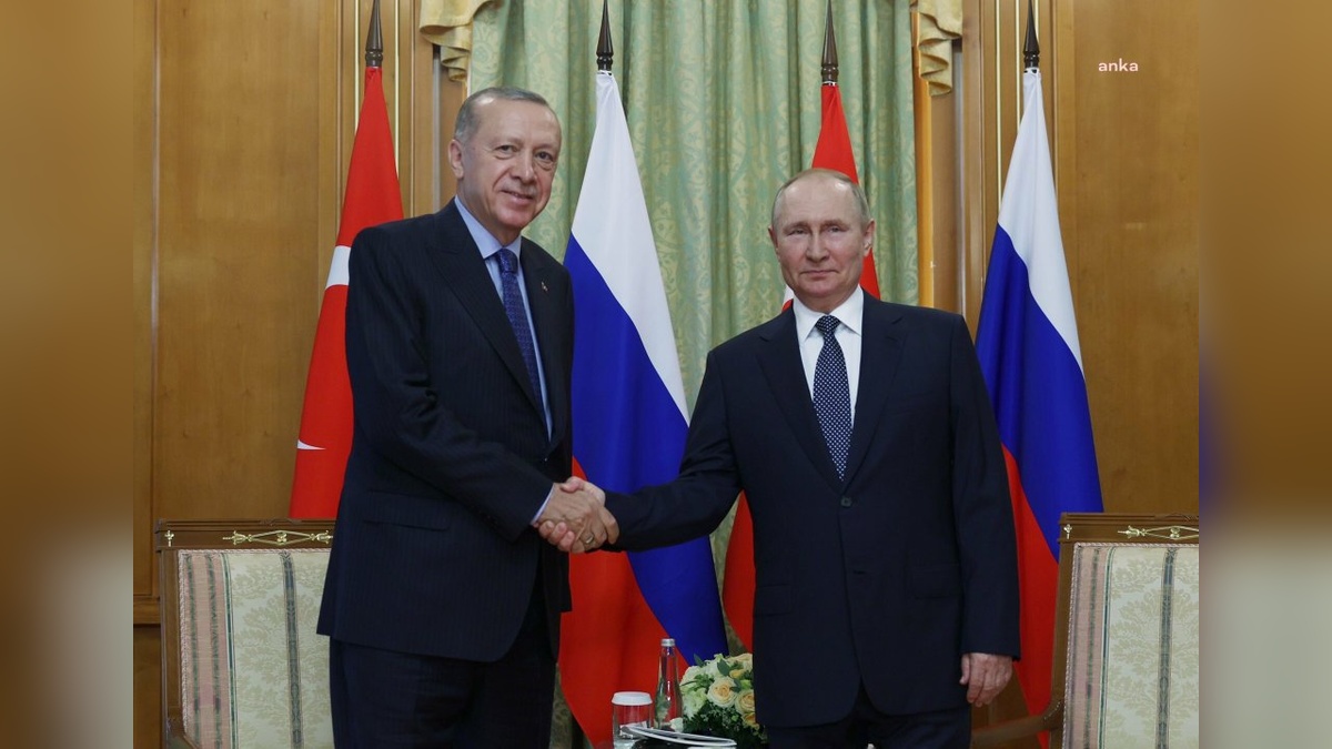 Putin: Ukrayna ile Görüşmeler 15 Mayıs'ta İstanbul'da Başlayabilir