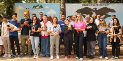 Antalya Doğal Yaşam Parkı'nda 'Anneler Günü' Kutlaması