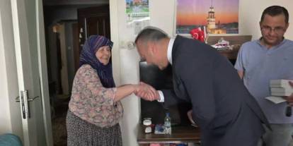 Manisa Büyükşehir Belediyesi Şehit Annelerini Ziyaret Etti