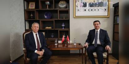 Mansur Yavaş, Mahmut Arıkan'ı ziyaret etti