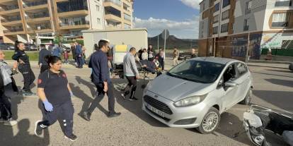Sivas'ta polis memuru motosiklet kazası geçirdi