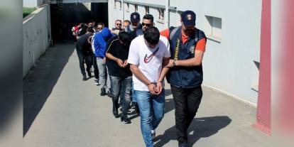 Adana'da 16 Milyon TL'lik Dolandırıcılık: 'Kayhanlar' Çetesinden 55 Tutuklama