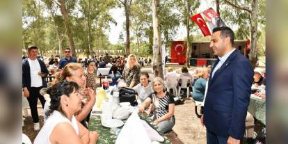 Çiğli Belediyesi'nden Anneler Günü Pikniği
