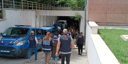 FETÖ/PDY Operasyonu: 77 Tutuklama, 23 Serbest Bırakılma